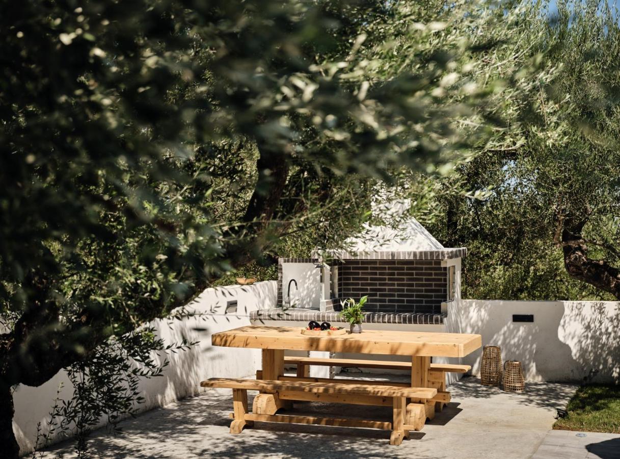 Kapodistria Luxury - Serene Escape In A Scenic, Secluded Location, By Zantewize Plános