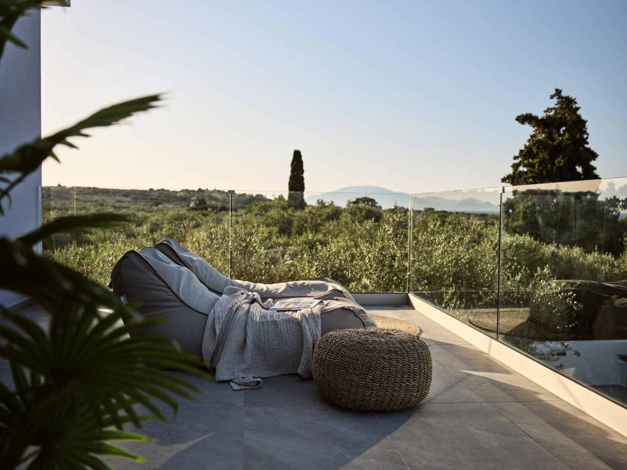 Kapodistria Luxury - Serene Escape In A Scenic, Secluded Location, By Zantewize Villa *
