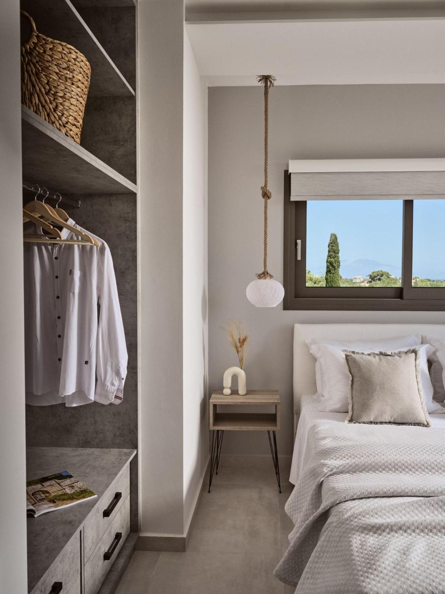 Kapodistria Luxury - Serene Escape In A Scenic, Secluded Location, By Zantewize Plános